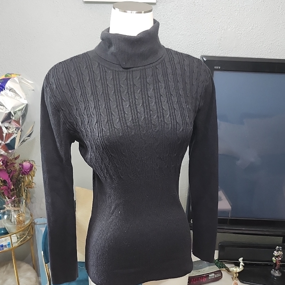 Black Turtleneck Cable Knit Sweater By New York & Co. Sz. M  Ribbed Fitted